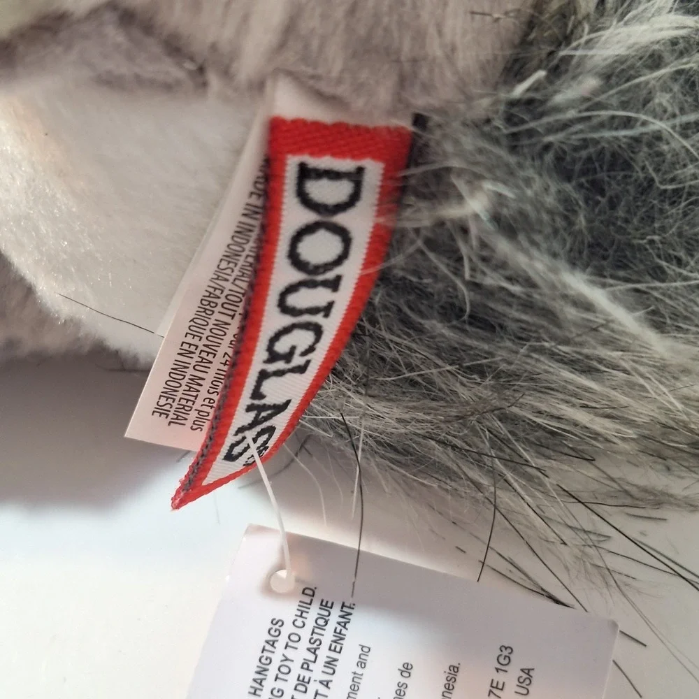 Douglas Shasta Grey Squirrel‎ plush  Cuddle stuffed animal 6